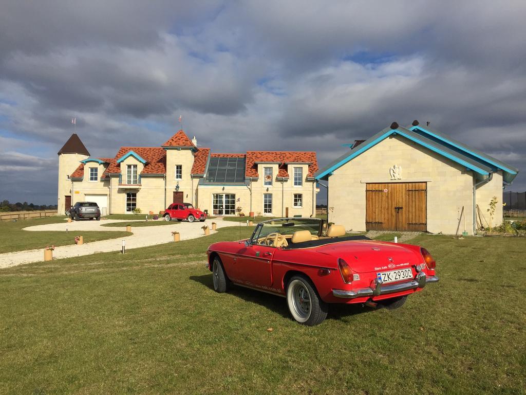 Vila La Petite France Parnowo Exteriér fotografie
