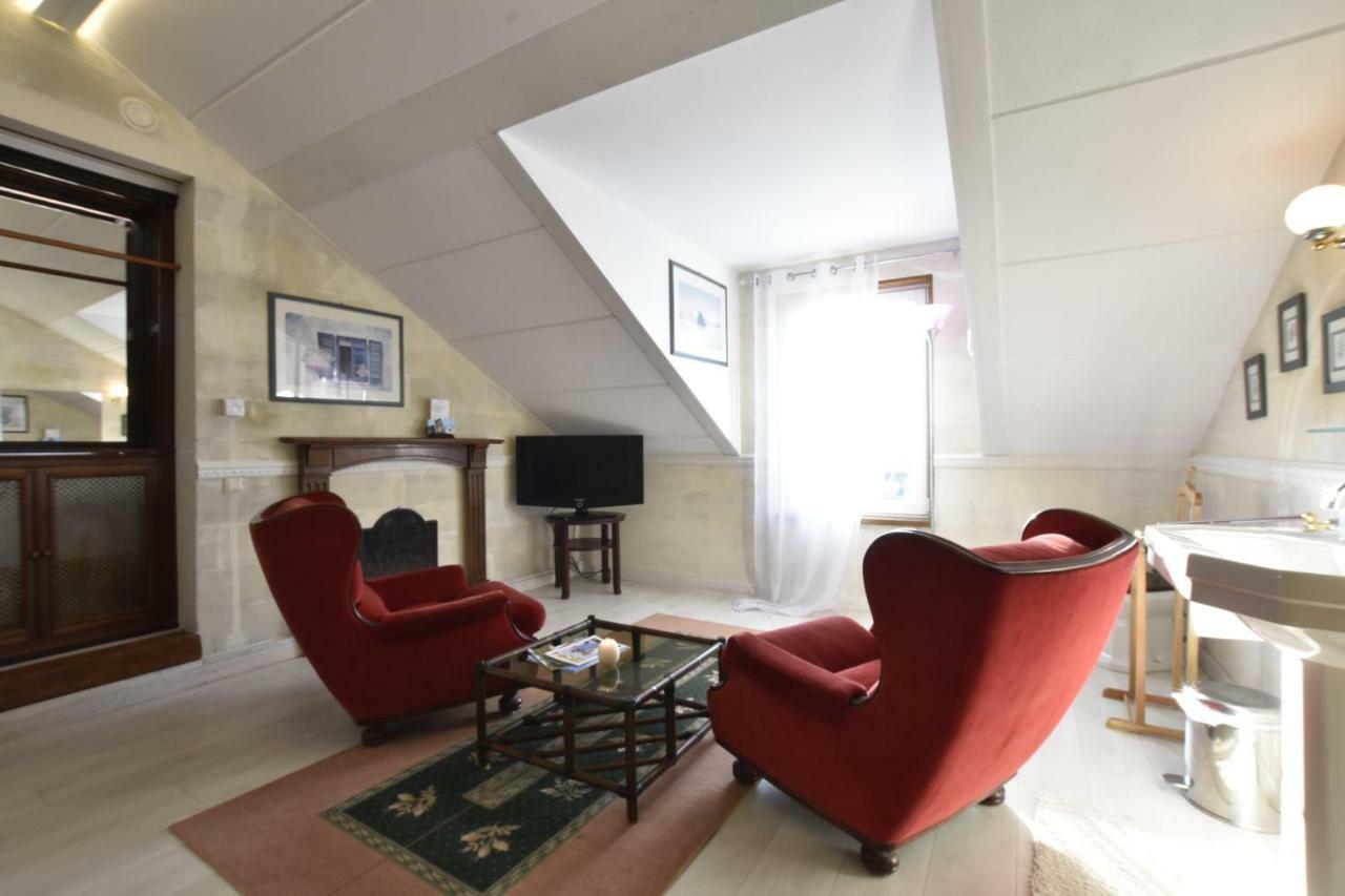 Vila La Petite France Parnowo Exteriér fotografie